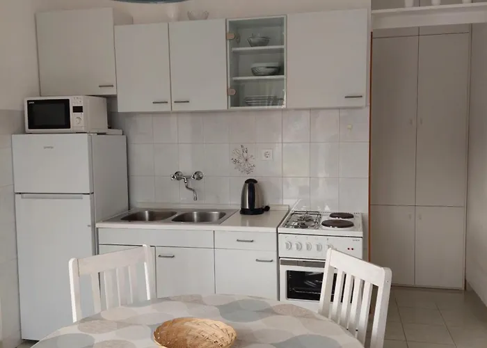 Apartment Pave