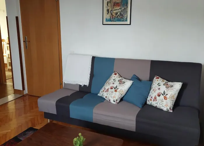 Pave Apartment