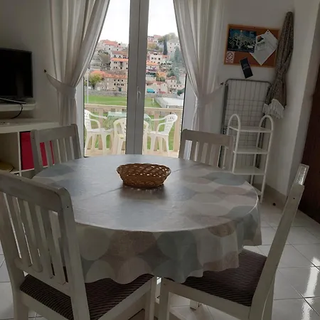 Pave Apartmán *